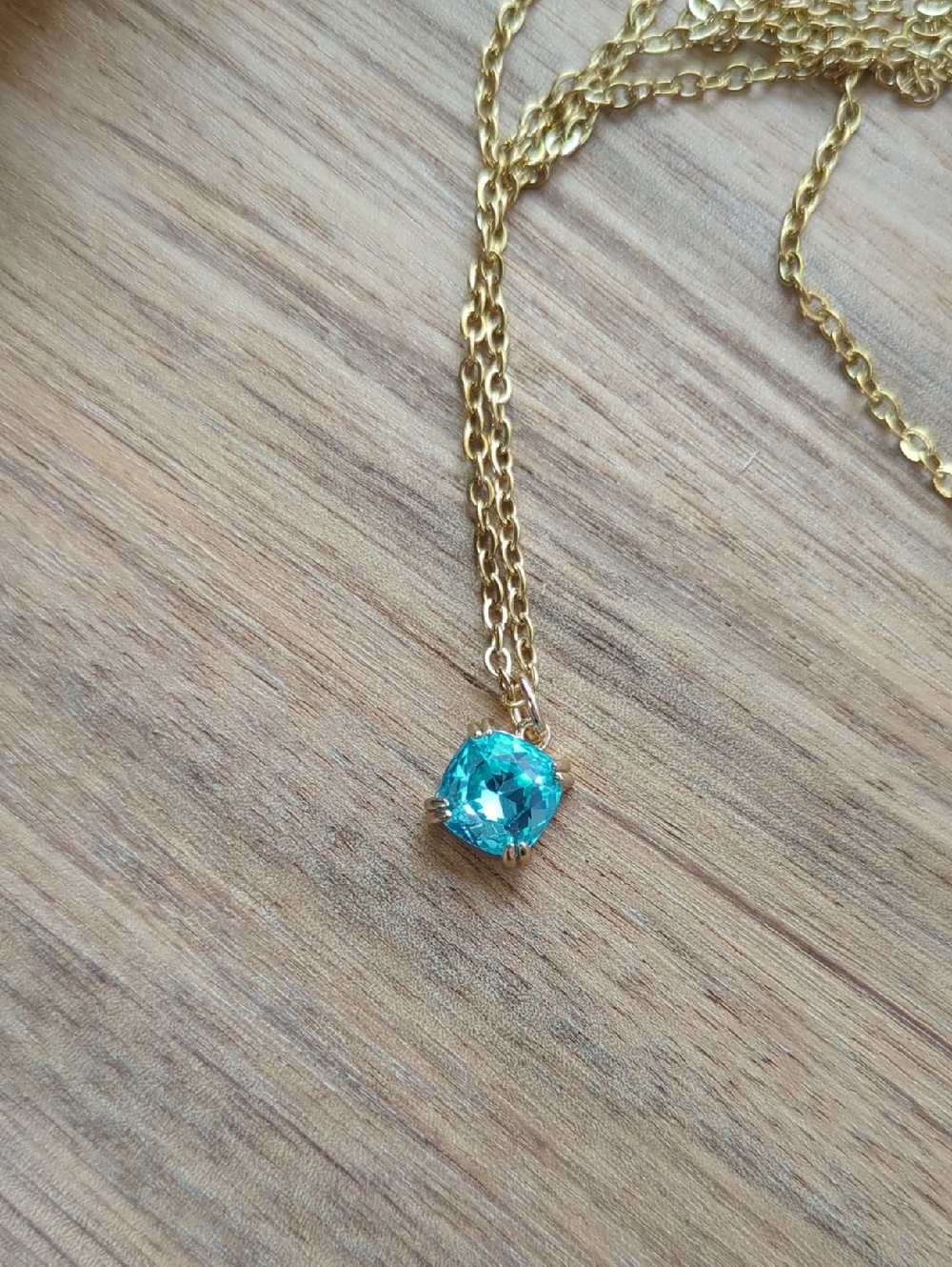 Gold Plated Chain Necklace with Teal Blue Pendant - Picture 4 of 4